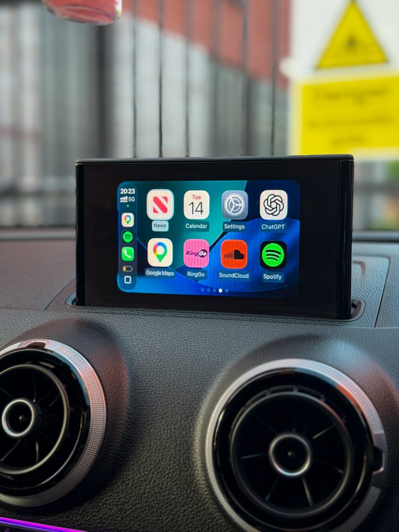 CarPlay App Grid — Audi A3 8V Wireless CarPlay & Android Auto Box on a Audi