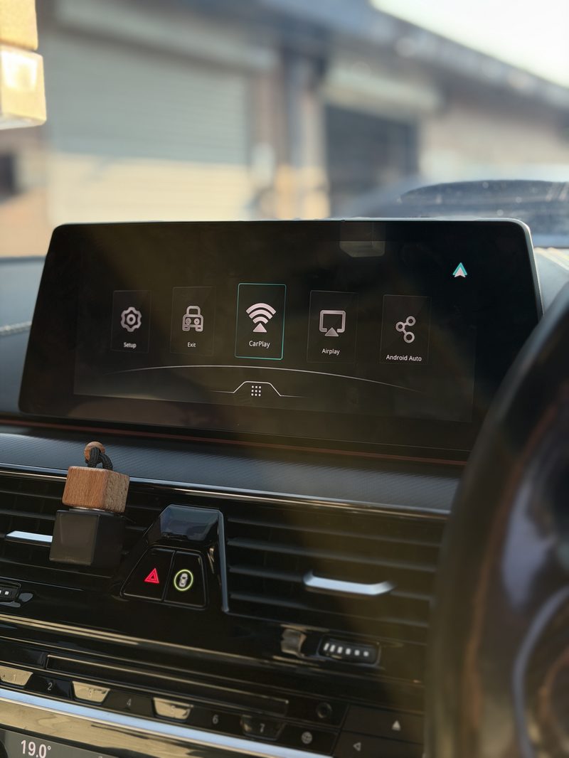 Source Select Menu — BMW Wireless CarPlay & Android Auto MMI Box on a BMW
